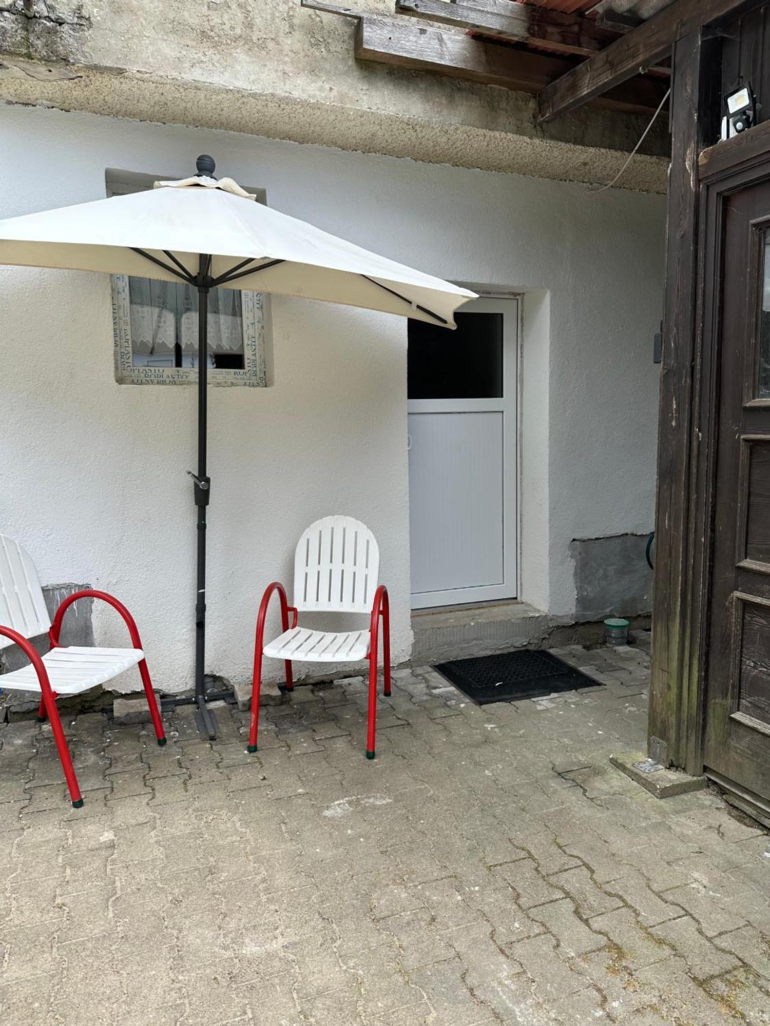 Gemuetliche Gaeste Suite Fuer Ruhige Naechte. Zentral Ichenhausen Dış mekan fotoğraf